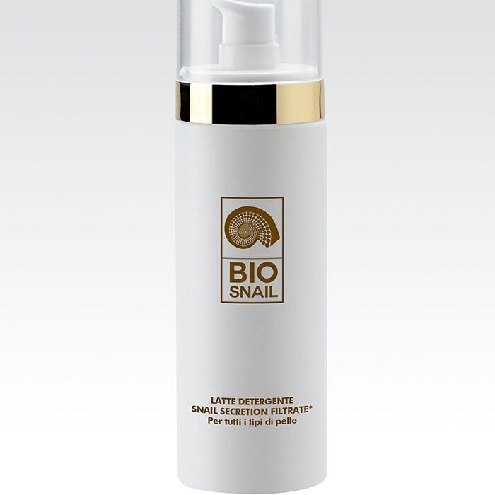 ČISTICÍ MLÉKO SE SEKRECÍ ZE ŠNEKŮ